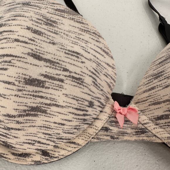 Victoria’s Secret Lined Demi Bra Size 34D - Picture 3 of 6